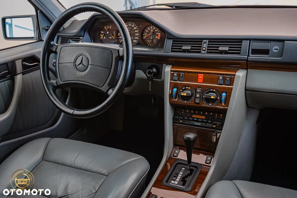 Mercedes-Benz W124 (1984-1993) - 10