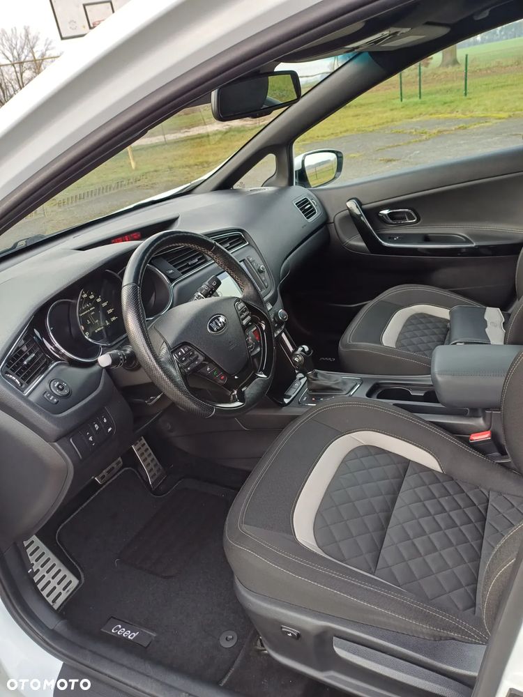 Kia Ceed 1.6 CRDi GT Line DCT - 17