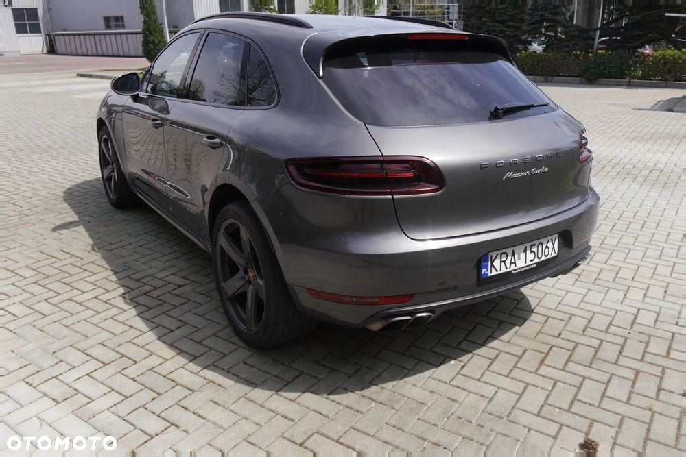 Porsche Macan Turbo - 5
