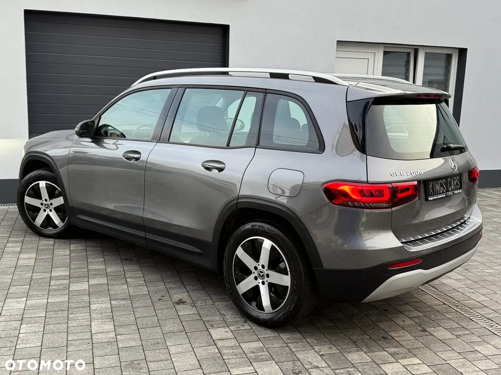 Mercedes-Benz GLB 200 d 8G-DCT Progressive - 31