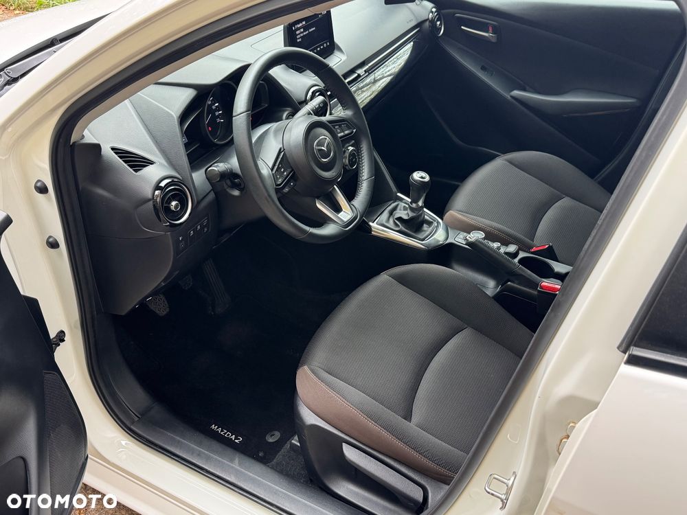 Mazda 2 - 9