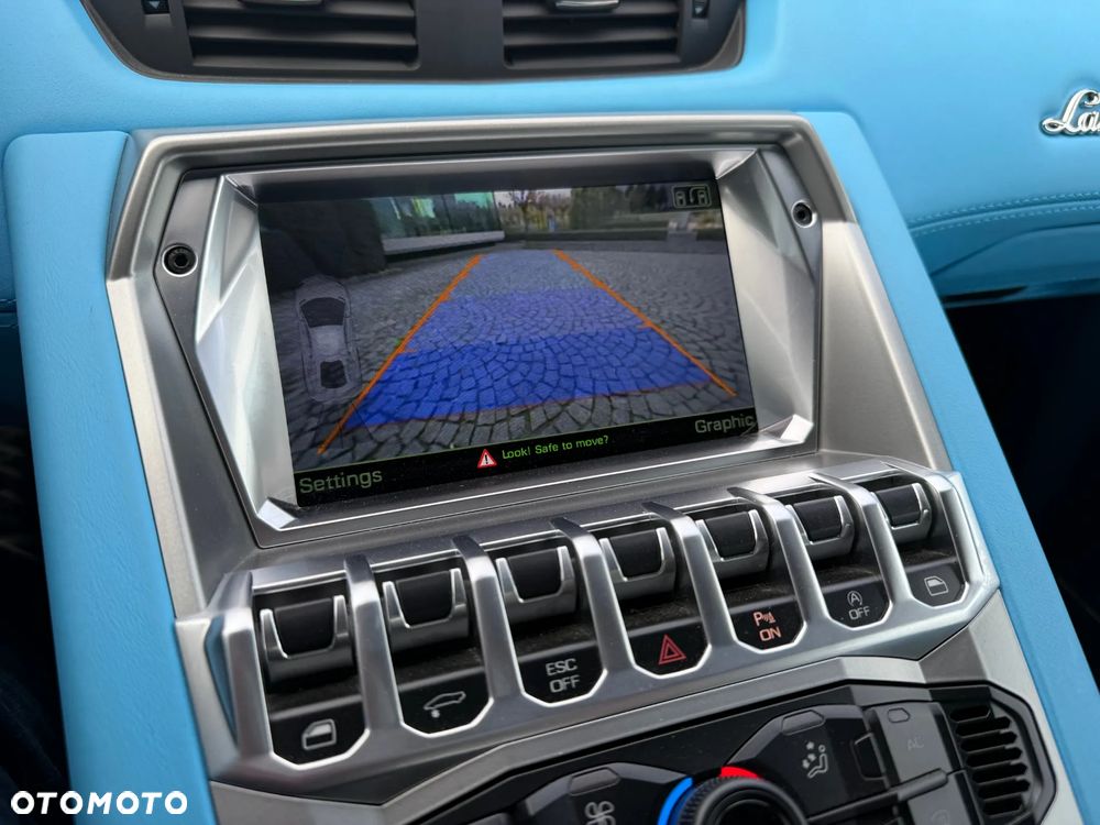 Lamborghini Aventador - 25