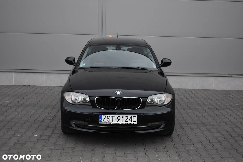 BMW Seria 1 116i - 21