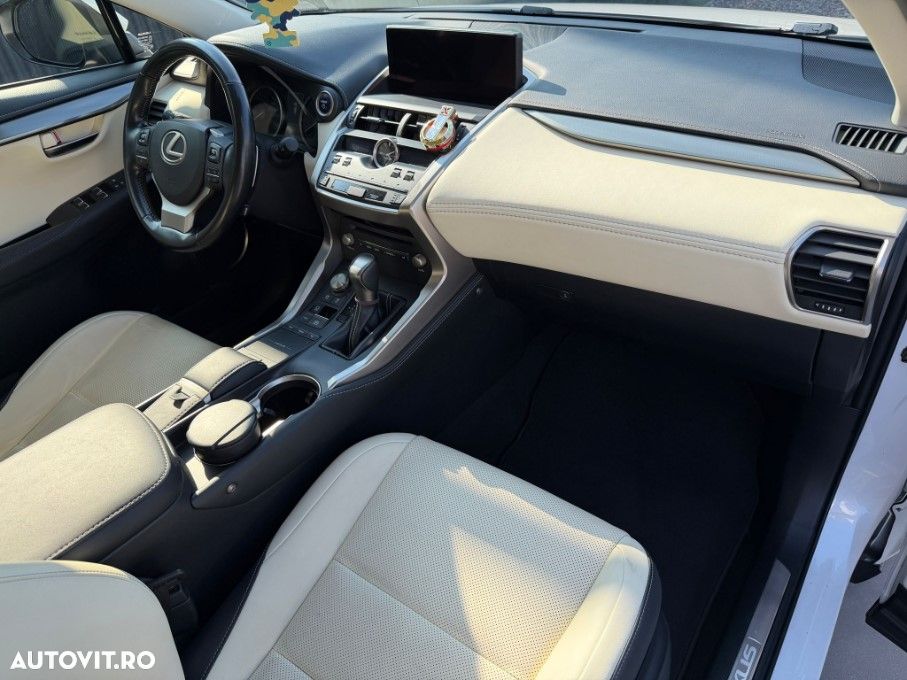 Lexus Seria NX 300h AWD Business - 9