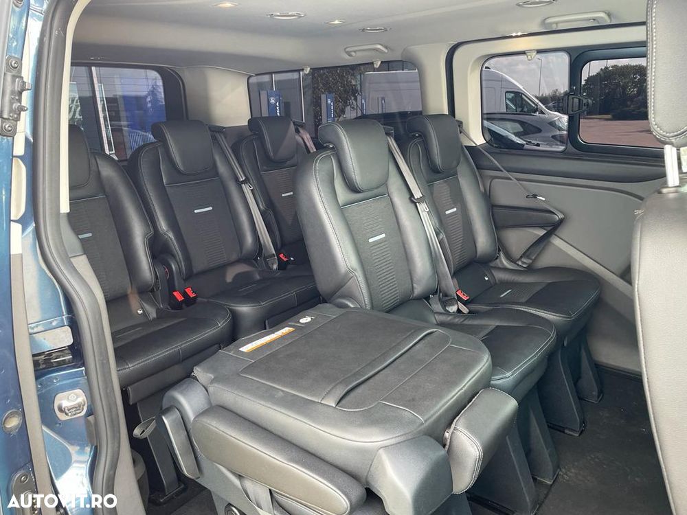 Ford Tourneo Custom - 8