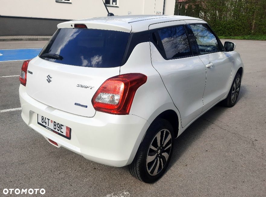 Suzuki Swift 1.2 SHVS Premium Plus - 5