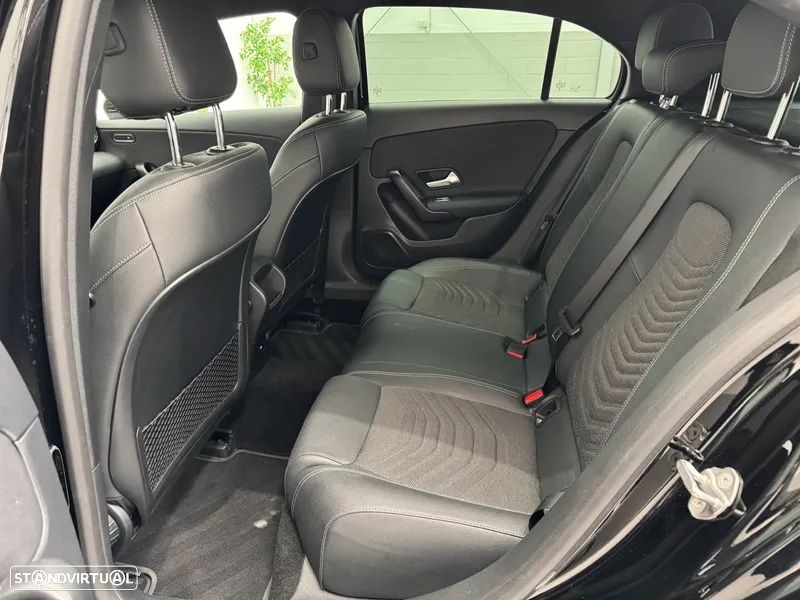 Mercedes-Benz A 250 - 20