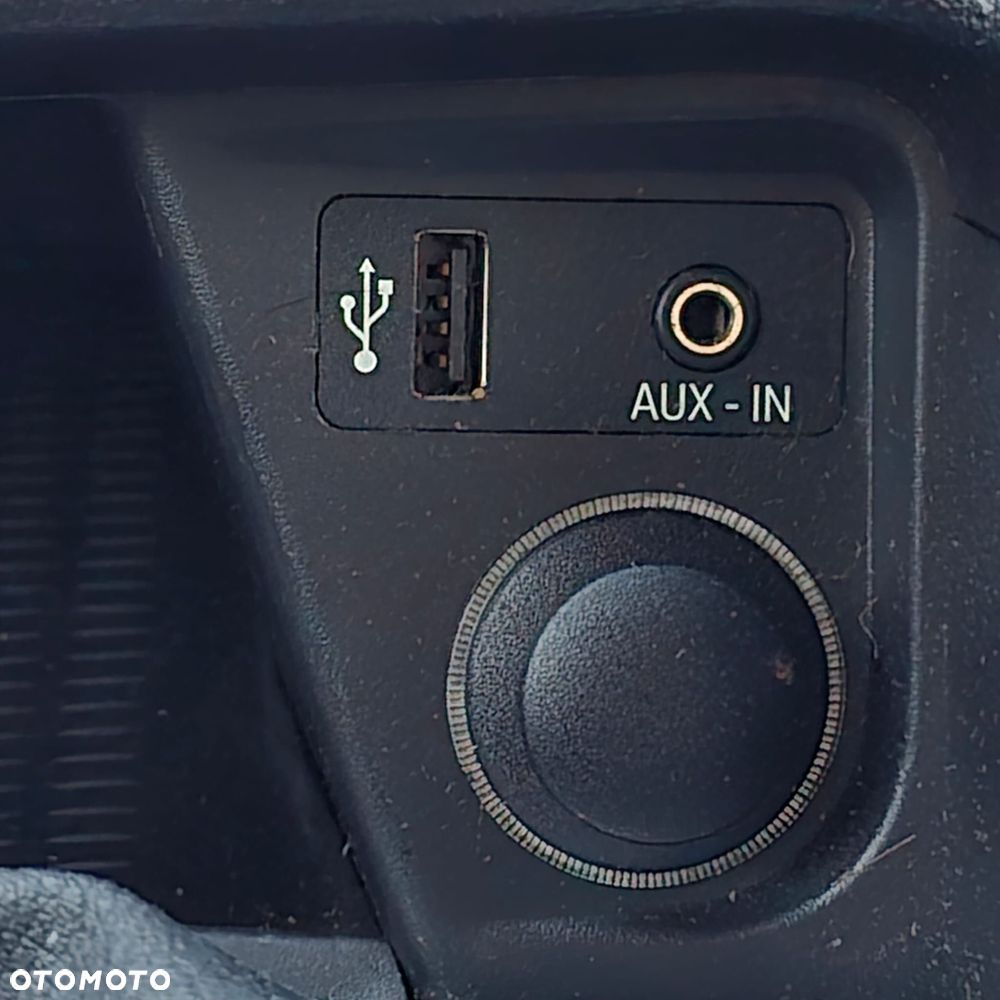 BMW X1 sDrive18d xLine - 29