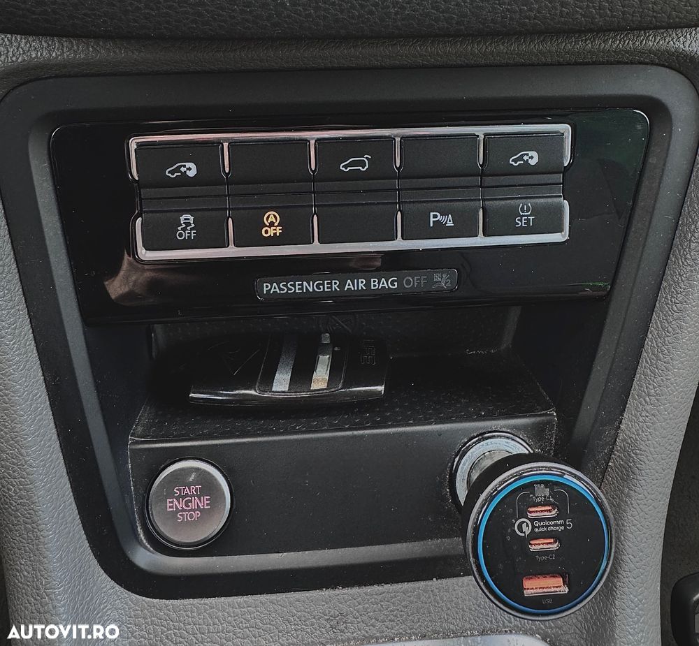 Volkswagen Sharan 2.0 TDI DSG (BlueMotion Technology) Comfortline - 30