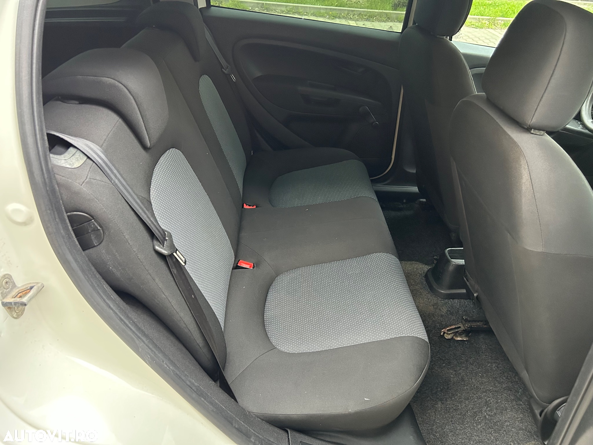 Fiat Grande Punto 1.3 Multijet 16v Active - 8