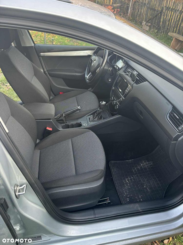 Skoda Octavia 1.6 TDI Ambition DSG - 16