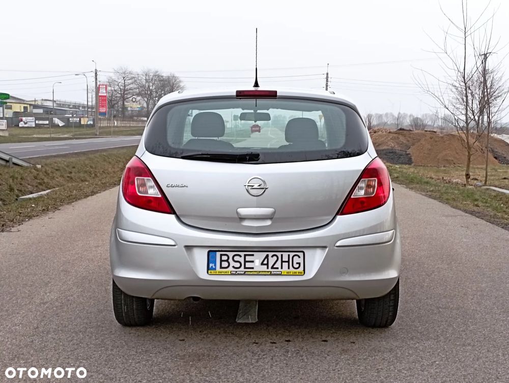 Opel Corsa - 11