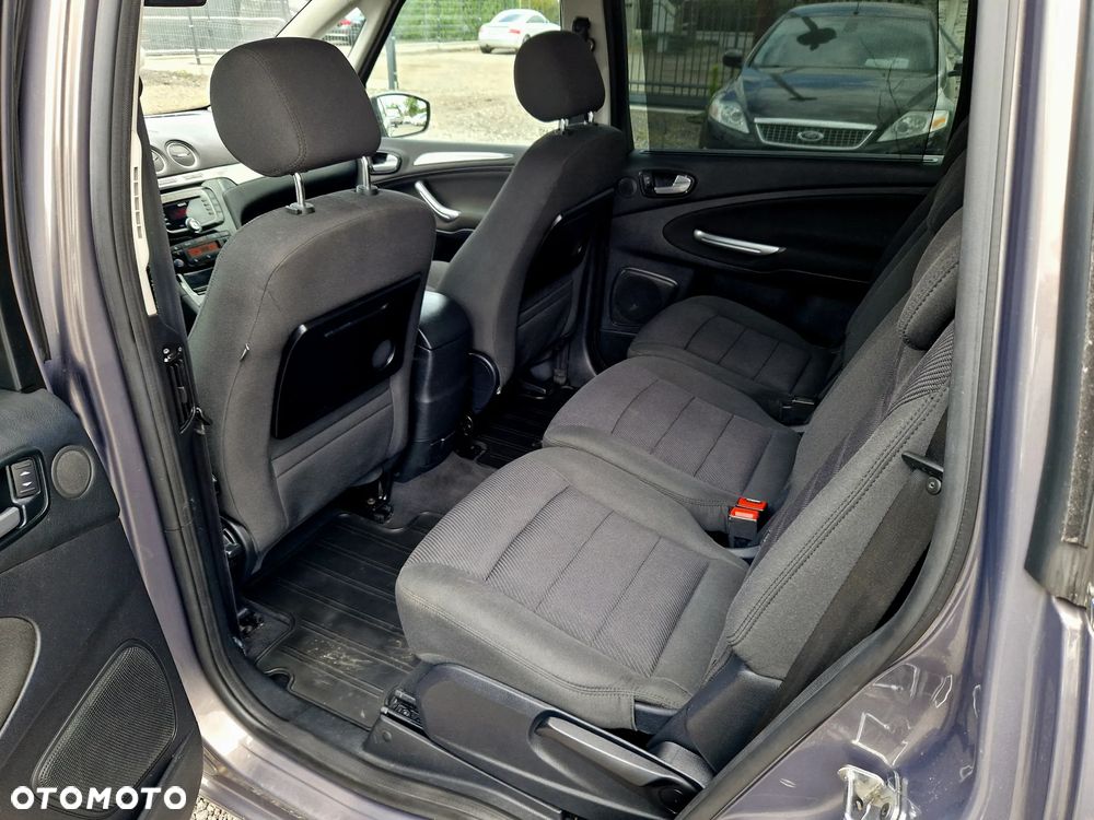 Ford Galaxy 2.0 TDCi Titanium - 29