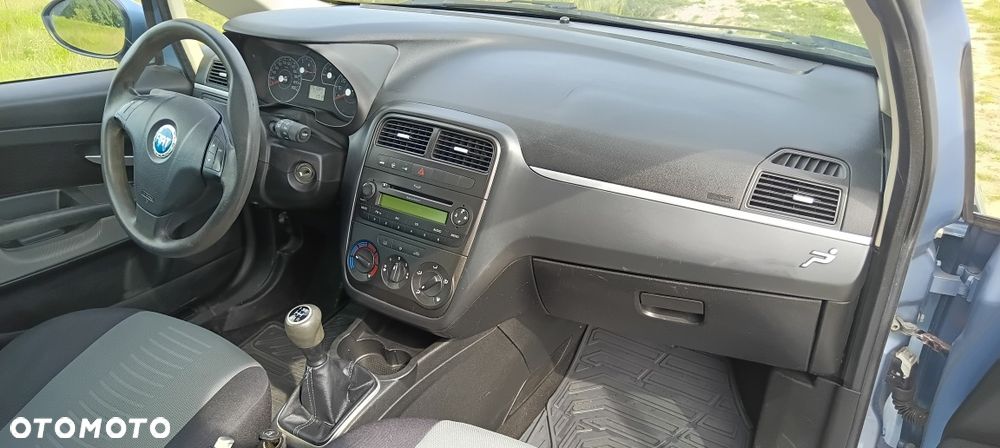 Fiat Grande Punto - 6