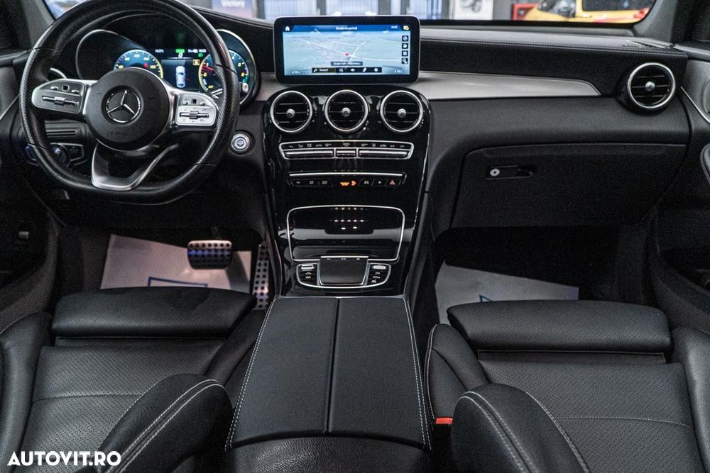 Mercedes-Benz GLC Coupe 300 de 4Matic 9G-TRONIC AMG Line Plus - 33