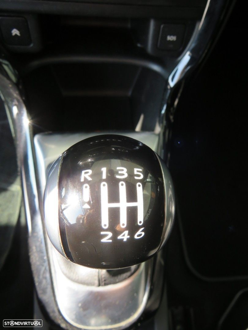 Citroën DS3 1.6 HDi Airdream Sport Chic - 12