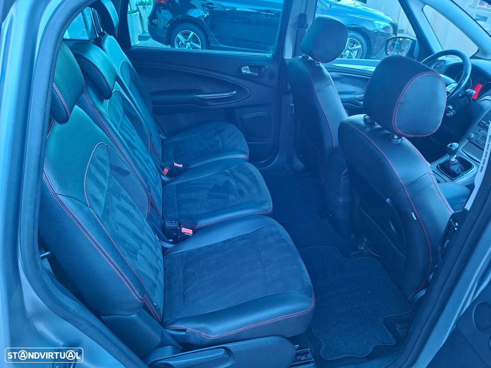 Ford S-Max 2.0 TDCi DPF Titanium - 23