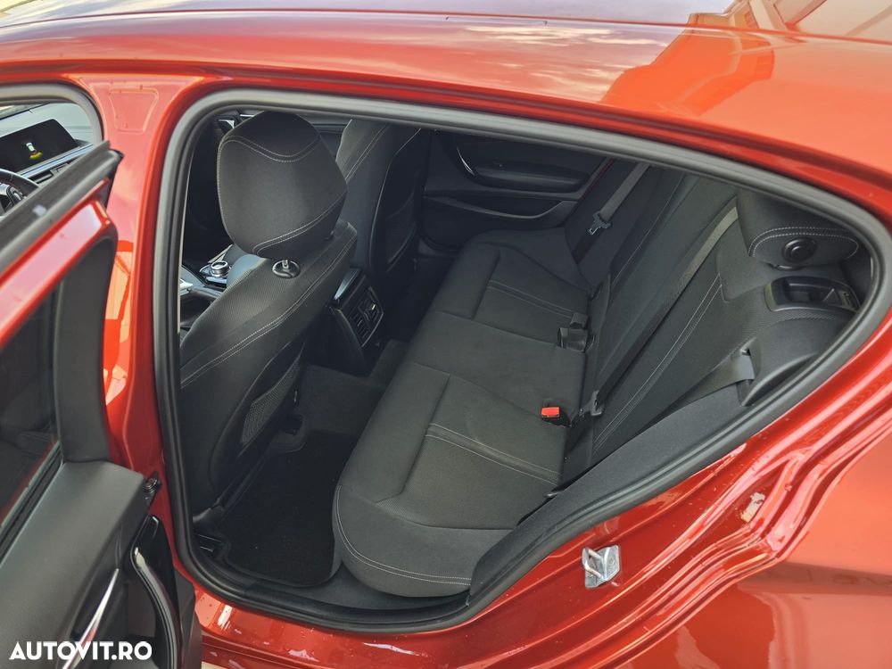 BMW Seria 1 - 10