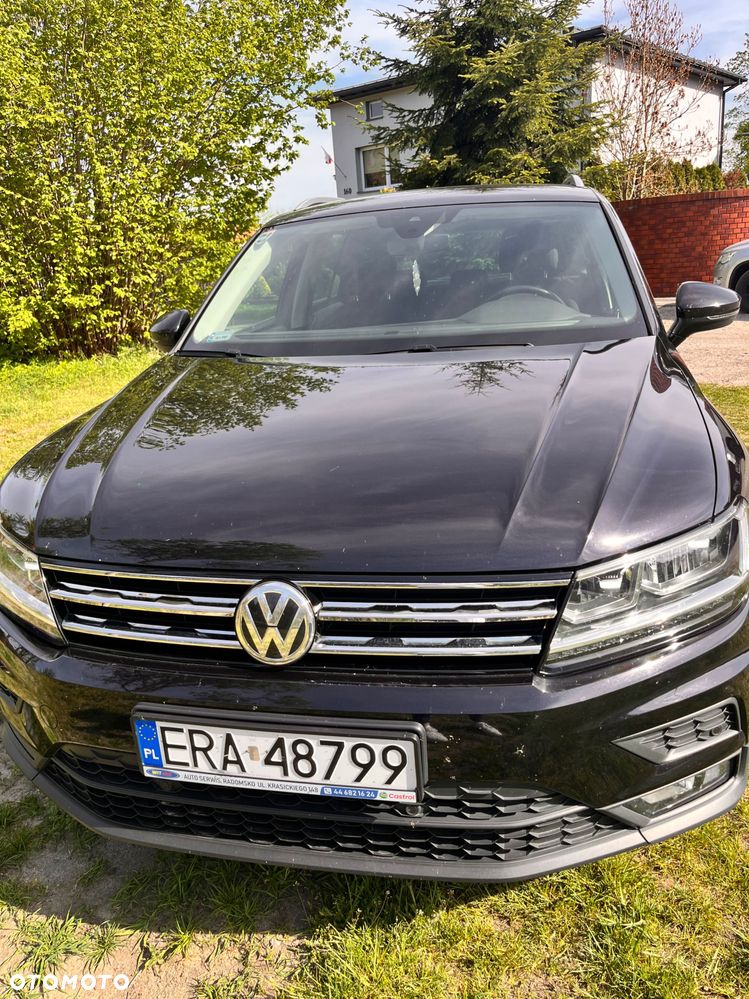 Volkswagen Tiguan - 1