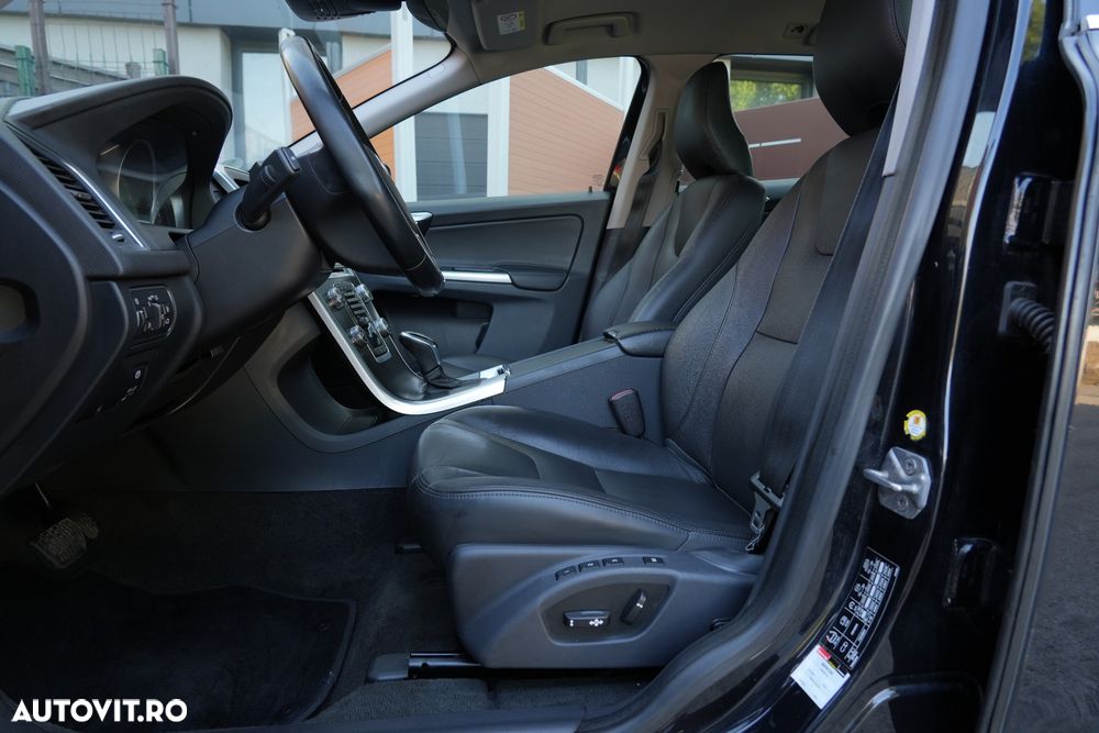 Volvo XC 60 D4 Geartronic Summum - 34