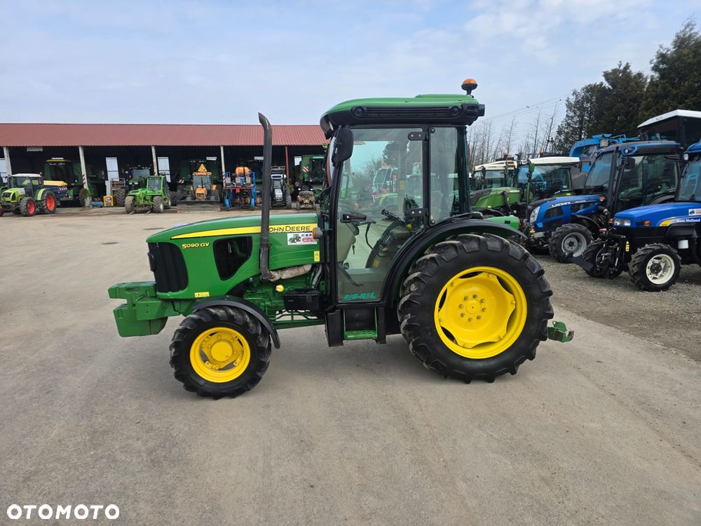 John Deere 5090GV - 1