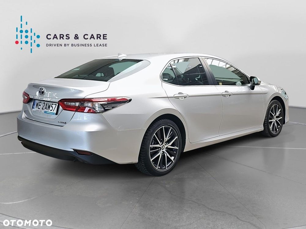 Toyota Camry 2.5 Hybrid Prestige CVT - 22