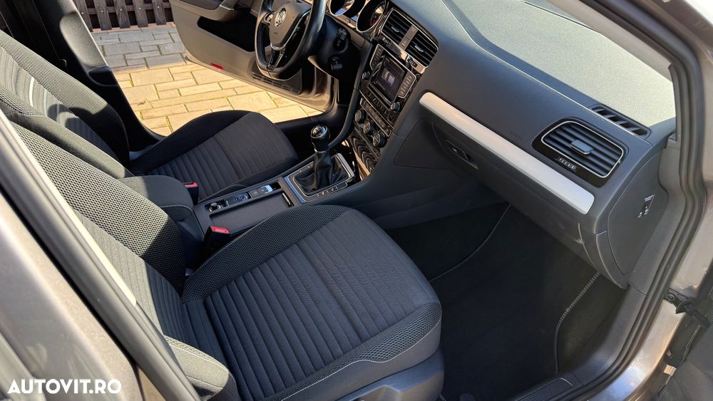 Volkswagen Golf 1.2 TSI BlueMotion Technology Cup - 11