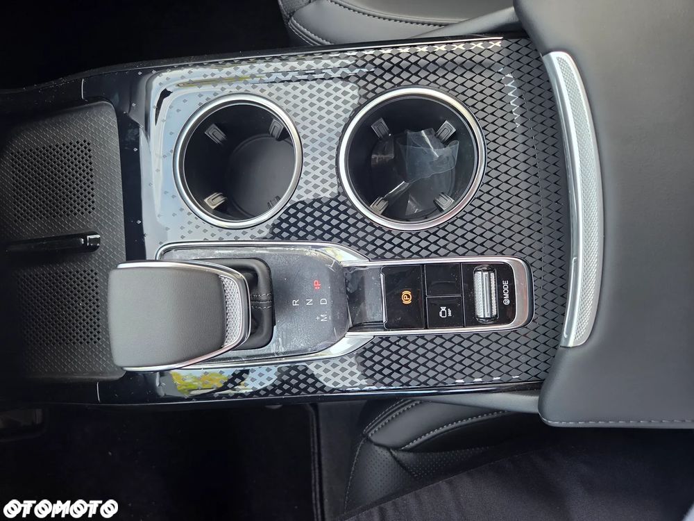 Hongqi HS3 1.5T FWD - 9