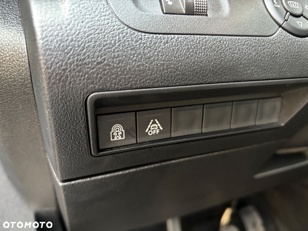 Citroën Berlingo M BlueHDi 130 SHINE - 23