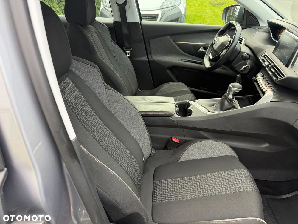 Peugeot 3008 - 9
