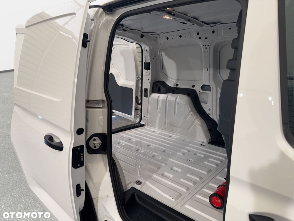 Volkswagen Caddy - 11