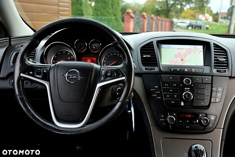 Opel Insignia 1.8 Executive - 5