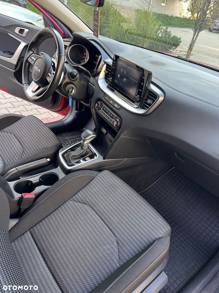 Kia Ceed 1.5 T-GDI M DCT - 38