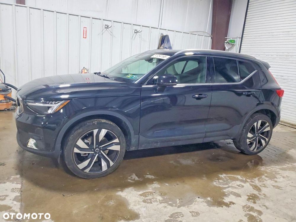 Volvo XC 40 B5 B AWD Geartronic Inscription - 1