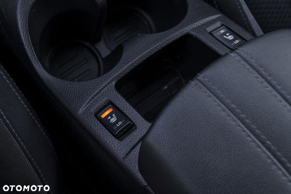 Nissan Qashqai 1.3 DIG-T N-Connecta - 33
