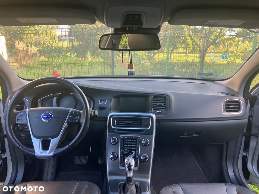 Volvo S60 T5 Powershift Momentum - 10