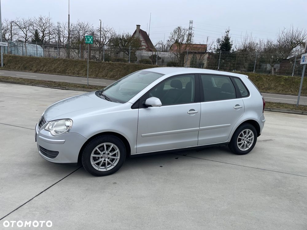 Volkswagen Polo 1.2 Comfortline - 2