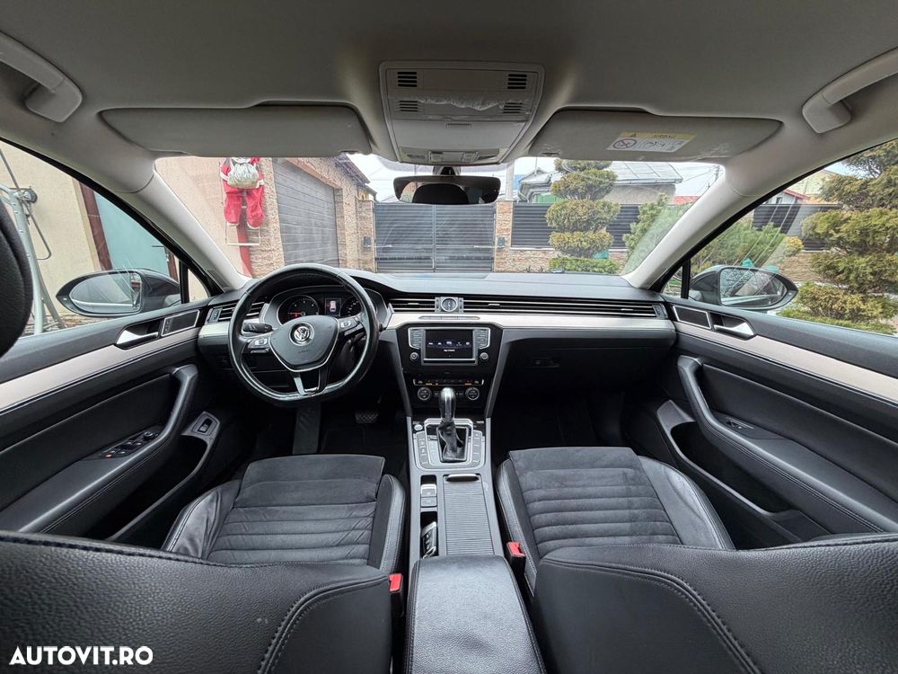 Volkswagen Passat Variant 2.0 TDI DSG Highline - 15