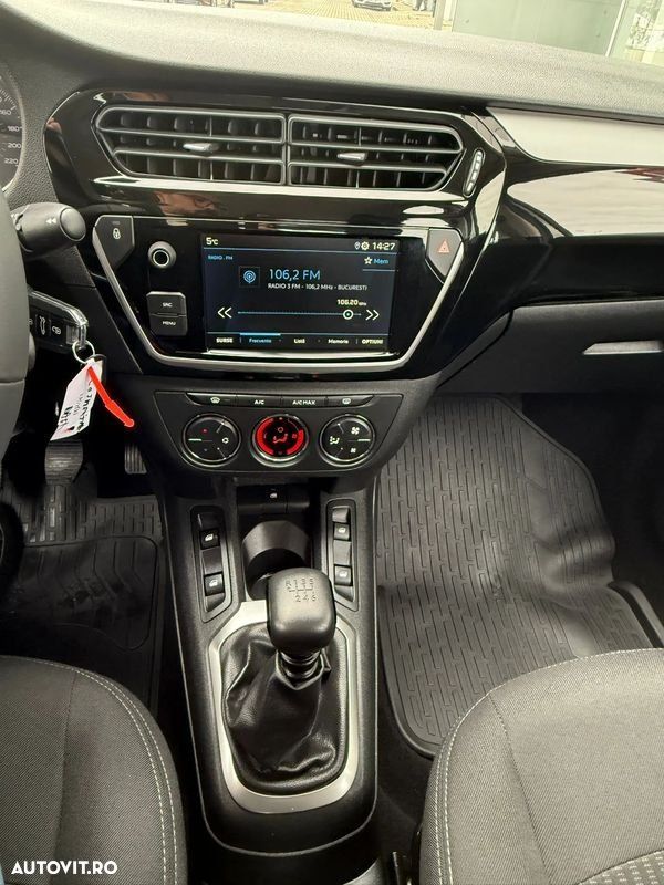 Peugeot 301 - 18