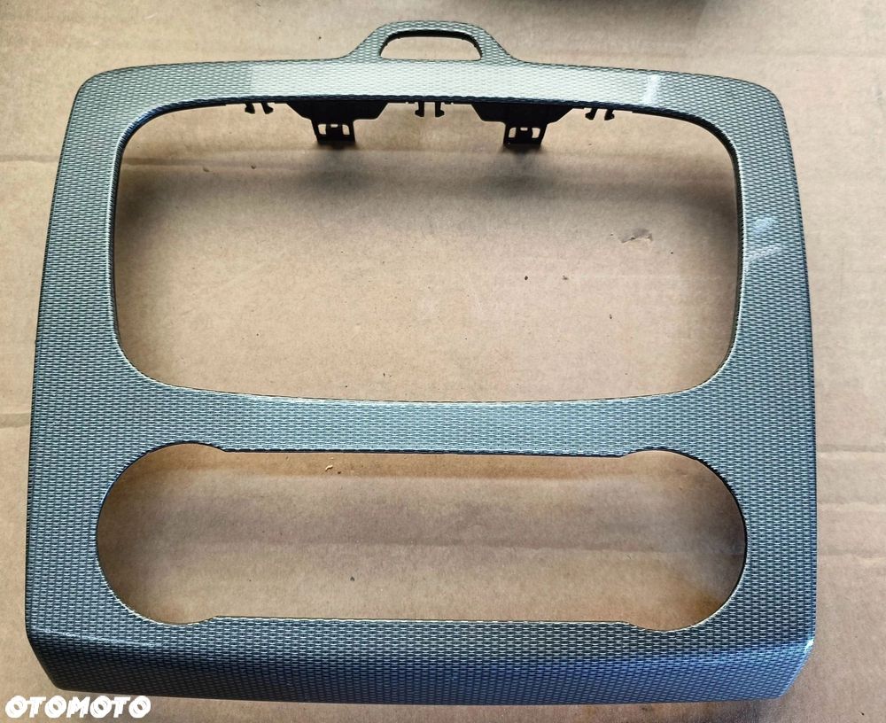 Focus MK2 dekor karbon ramka LIFT Ford - 1