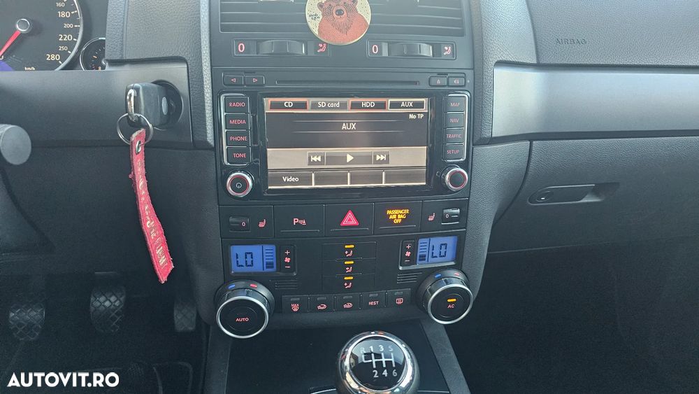 Volkswagen Touareg 3.0 V6 TDI DPF Mountain - 14