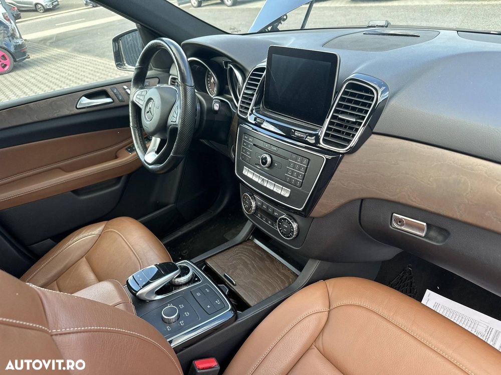 Mercedes-Benz GLE 350 d 4Matic 9G-TRONIC AMG Line - 9