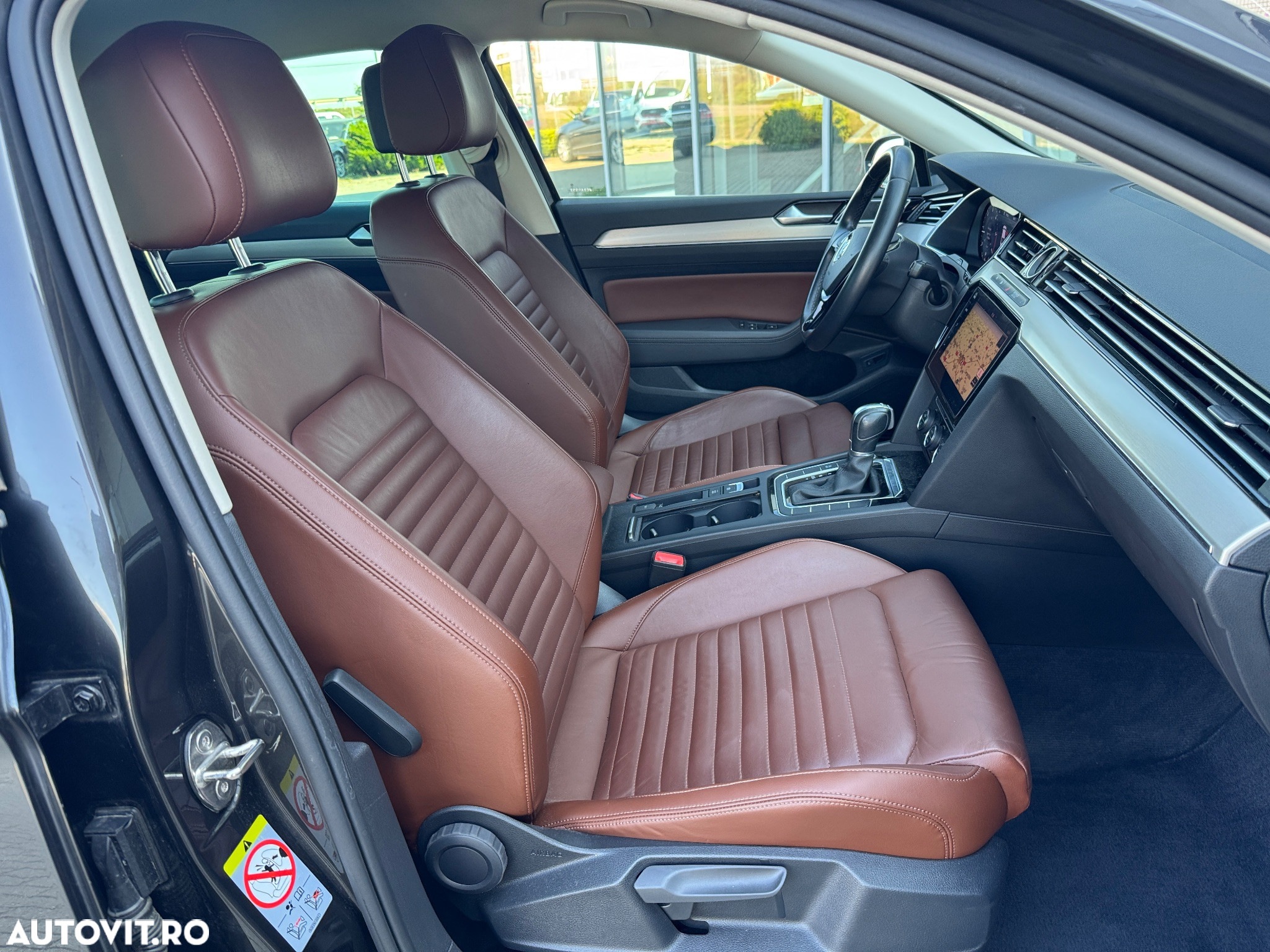 Volkswagen Passat 2.0 TDI DSG Highline - 17