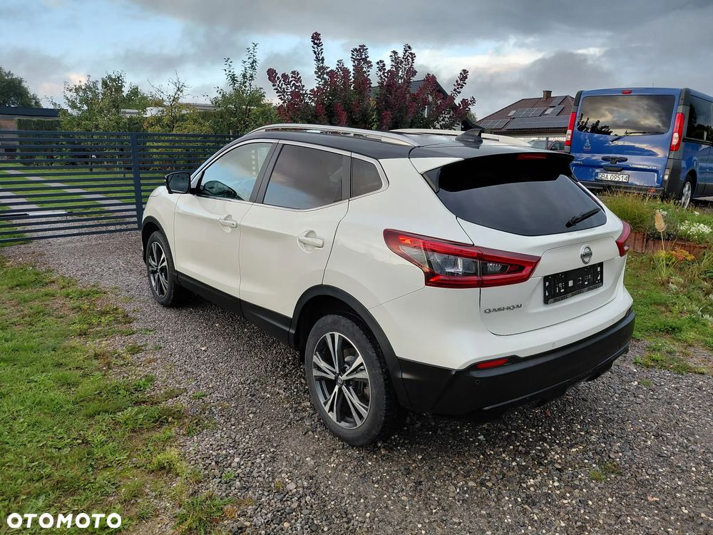 Nissan Qashqai 1.3 DIG-T SHIRO - 4