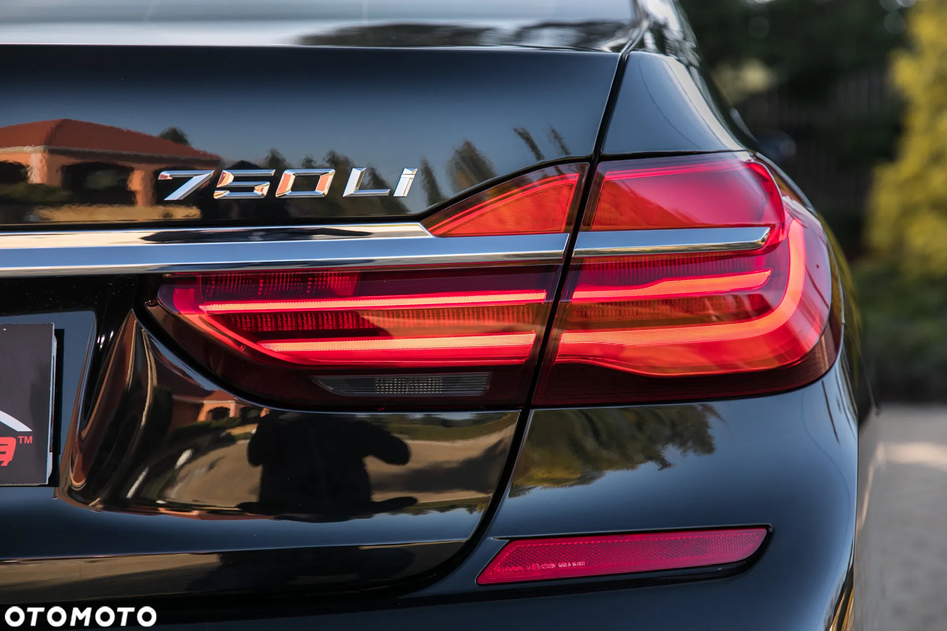 BMW Seria 7 750Li xDrive - 11