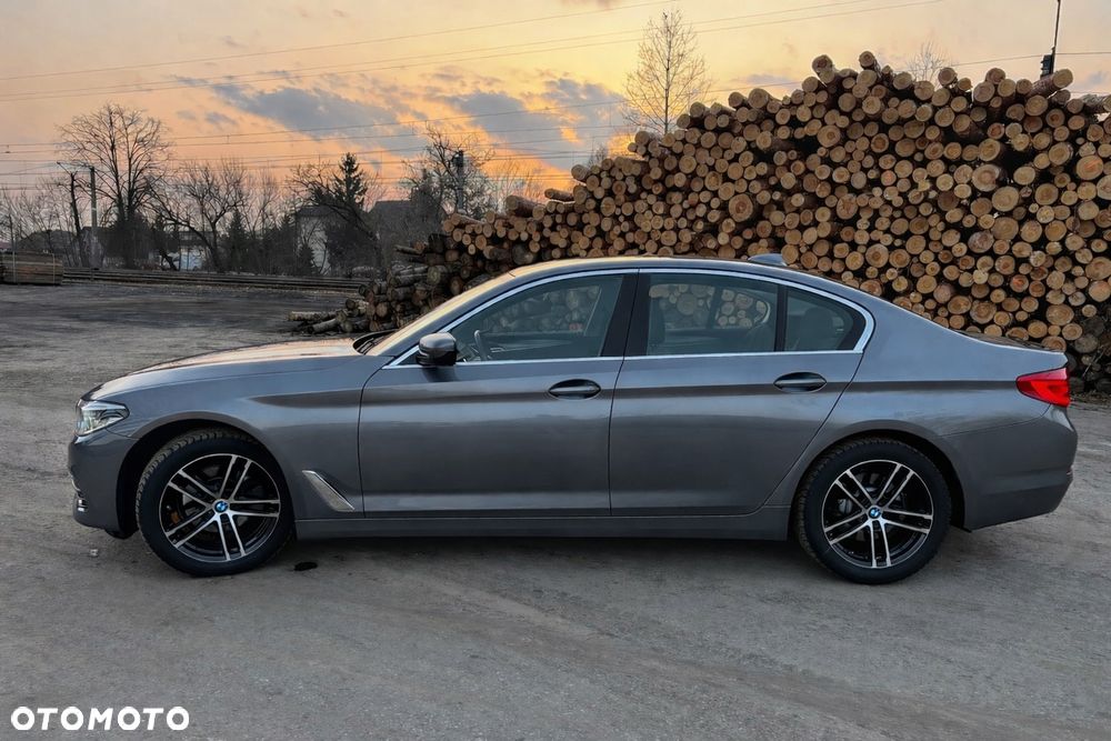 BMW Seria 5 520d xDrive Luxury Line - 6