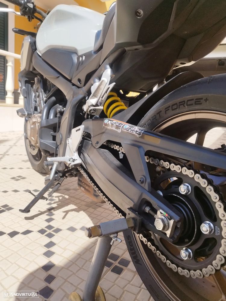 Honda CB Cb650r - 6