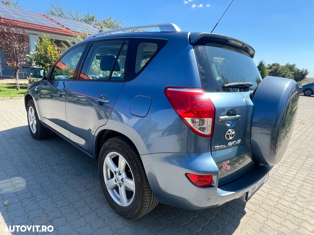 Toyota RAV4 2.2 D-4D Executive - 5