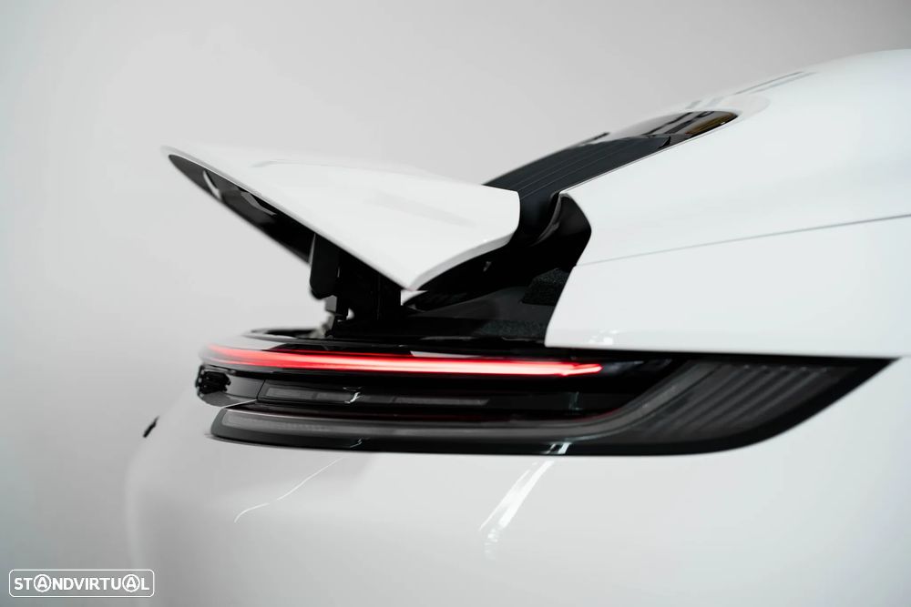 Porsche 911 (992) Carrera 4 GTS PDK - 24