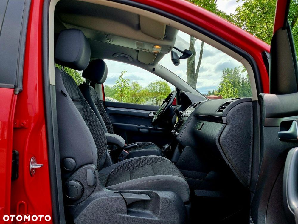 Volkswagen Touran 2.0 TDI DPF DSG Comfortline - 11